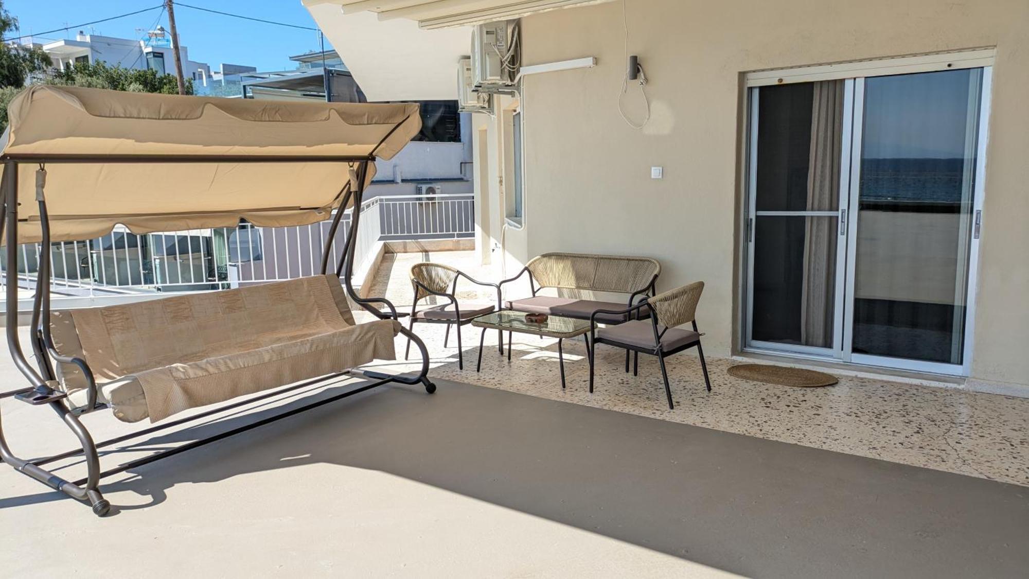 Beachfront Apartment Nea Moudania Exterior photo